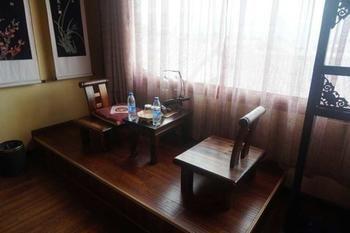 Lijiang Encounter Days Inn מראה חיצוני תמונה